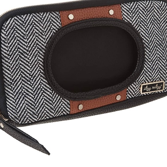 Itzy Ritzy Coffee & Cream Diaper Bag Set - Picture 4 of 6